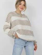 Sweaters & Knits image