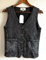 Jackets & Coats image