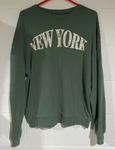 Sweaters & Knits image