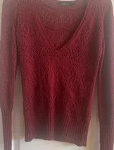 Sweaters & Knits image