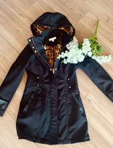 Jackets & Coats image