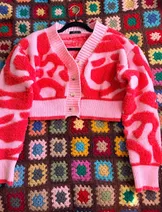 Sweaters & Knits image