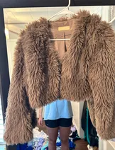 Jackets & Coats image