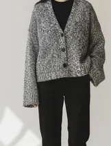 Sweaters & Knits image