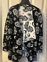 Sweaters & Knits image