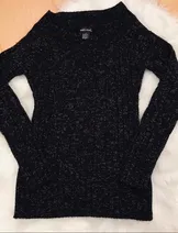 Sweaters & Knits image