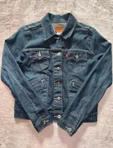 Jackets & Coats image