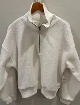 Sweaters & Knits image