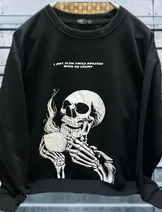 Sweaters & Knits image