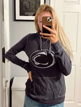 Sweaters & Knits image