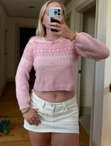 Sweaters & Knits image