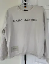 Sweaters & Knits image