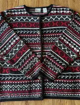 Sweaters & Knits image