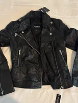 Jackets & Coats image