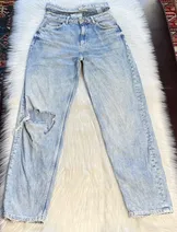 Jeans & Denim image