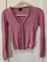 Sweaters & Knits image