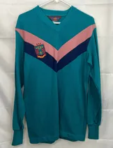 Sweaters & Knits image