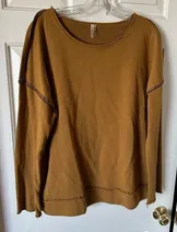 Sweaters & Knits image