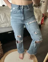 Jeans & Denim image
