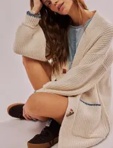 Sweaters & Knits image