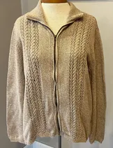 Sweaters & Knits image