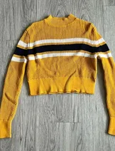 Sweaters & Knits image