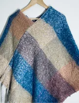 Sweaters & Knits image