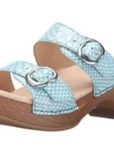 Sweaters & Knits image