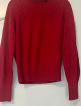 Sweaters & Knits image