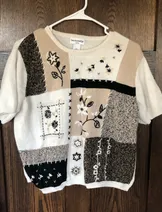 Sweaters & Knits image