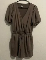 Rompers image