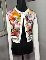 Sweaters & Knits image