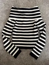 Sweaters & Knits image