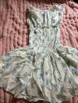 Dresses image
