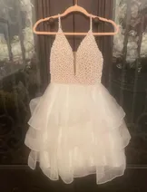Dresses image