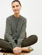 Sweaters & Knits image