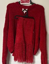 Sweaters & Knits image