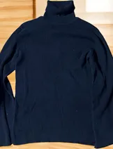 Sweaters & Knits image