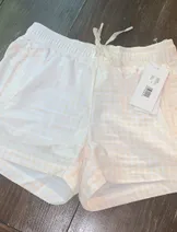Shorts image