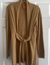 Sweaters & Knits image