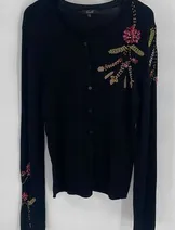 Sweaters & Knits image