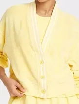 Sweaters & Knits image