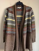 Sweaters & Knits image