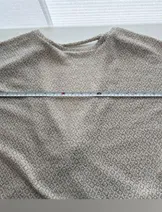 Sweaters & Knits image