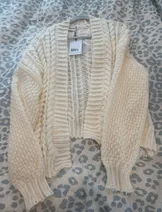 Sweaters & Knits image