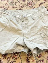 Shorts image