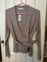 Sweaters & Knits image