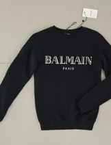 Sweaters & Knits image