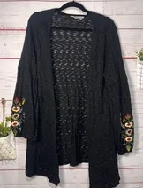 Sweaters & Knits image