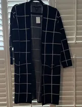 Sweaters & Knits image